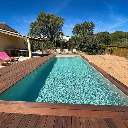 Casarinella For 10 People, Pool Within Walking Distance Villa *